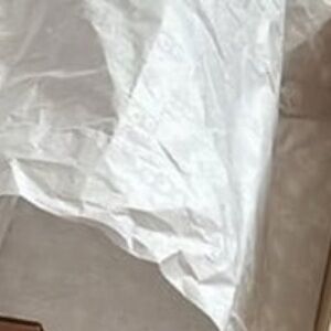 Meet your Posher, Nava